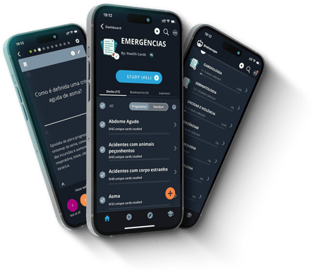 Healthcards exibidos em três celulares